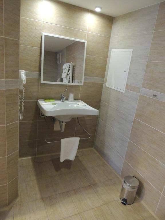 Soleil Apartman Szeged Eksteriør billede
